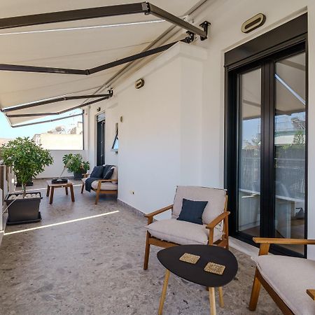 شقة Koukouvagia Penthouse In أثينا المظهر الخارجي الصورة
